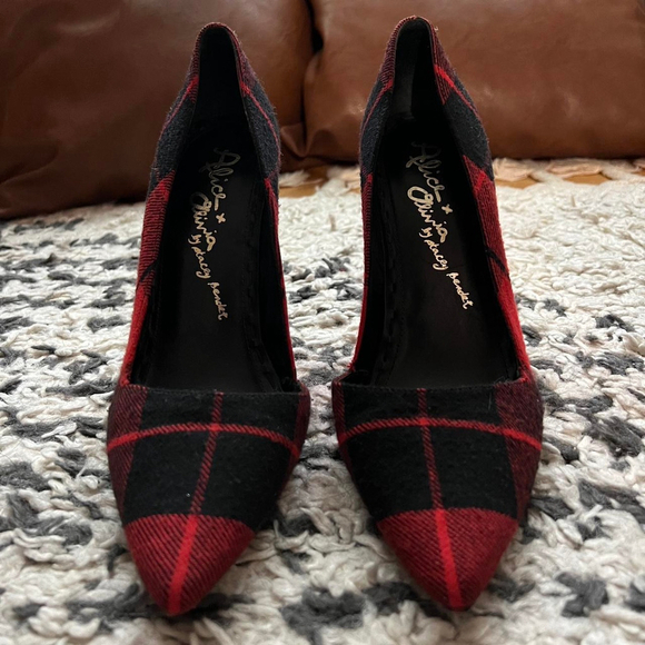 Alice + Olivia Shoes - Alice + Olivia Red & Black Plaid Pumps - Size 37.5